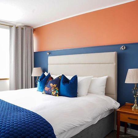 קליפדן Alcock & Brown Hotel מראה חיצוני תמונה