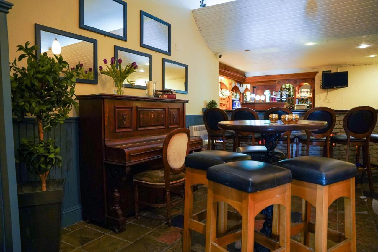 קליפדן Alcock & Brown Hotel מראה חיצוני תמונה