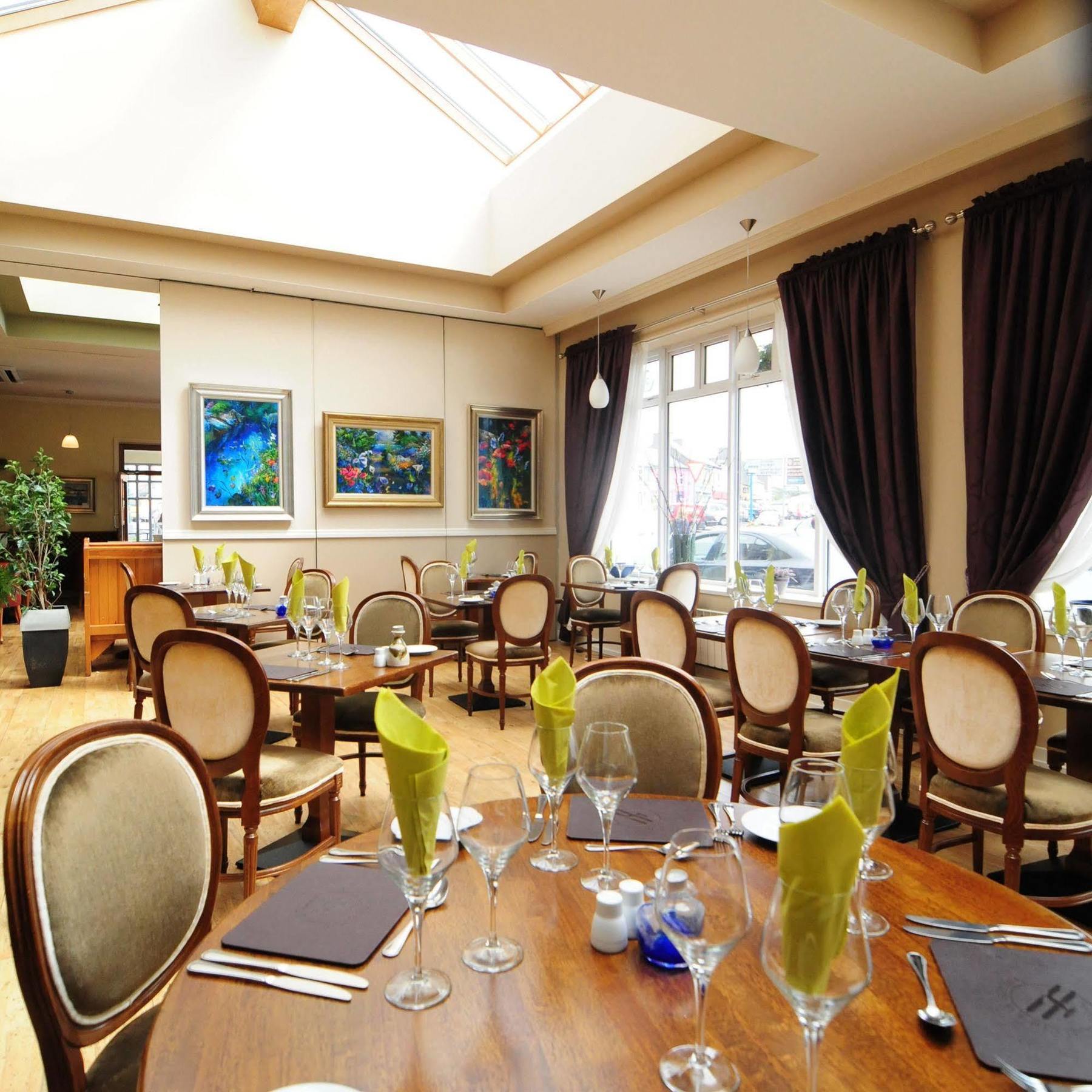 קליפדן Alcock & Brown Hotel מראה חיצוני תמונה